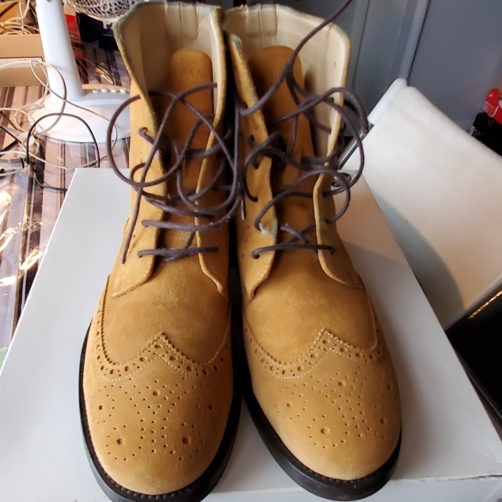 Men's boots Sz 10